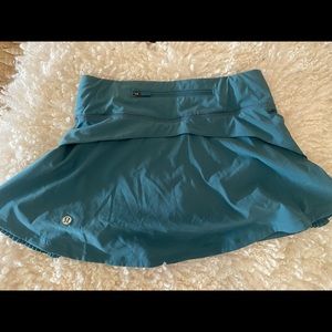 LULULEMON Play Off The Pleats